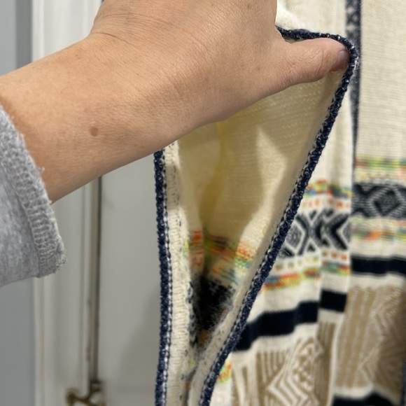 Fab'rik Southwestern Geometric Print Boho Cozy Poncho Cardigan Sweater - Medium - Picture 6 of 8